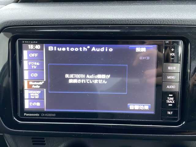 トヨタ ヴィッツ 1.3F LEDエディション 山口県 2016(平28)年 8万km ブラックマイカ 社外SDナビ/(CD/AM/FM/Bluetooth/フルセグTV)/バックカメラ/ETC/ステアリングスイッチ/アイドリングストップ/オートライト/LEDヘッドランプ/プッシュスタート/スマートキー/純正フロアマット/取扱説明書/保証書/記録簿