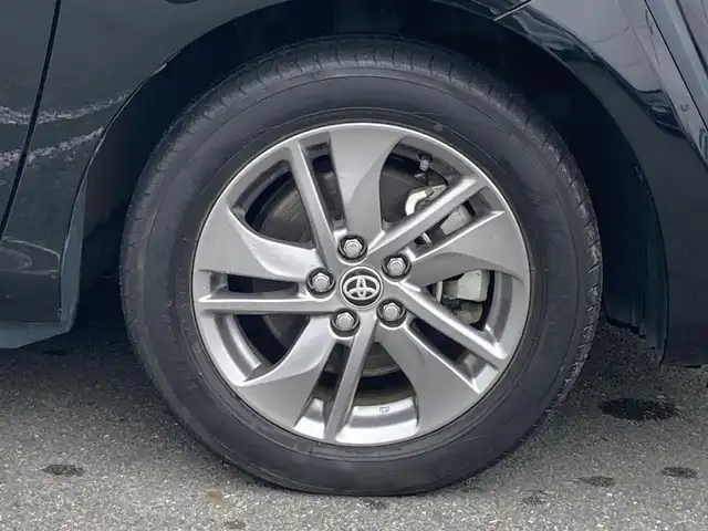トヨタ シエンタ ハイブリッド G 静岡県 2018(平30)年 5.7万km ブラックマイカ エンジンスタートボタン/ワンオーナー/パワーステアリング/パワーウィンドウ/アイドリングストップ/スマートキー/オートエアコン/ETC2.0/バックカメラ/純正SDナビ（CD.BT.フルセグ）/3列シート/ウォークスルー/純正アルミホイール/純正フロアマット/両側パワースライドドア/ABS/横滑り防止装置/Wエアバック/2列目タンブルシート