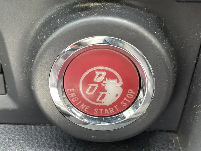 トヨタ ８６ GT 栃木県 2014(平26)年 13.3万km ライトニングレッド (株)IDOMが運営する【じしゃロン宇都宮店】の自社ローン対象車両になります。こちらは現金またはオートローンご利用時の価格です。自社ローンご希望の方は別途その旨お申付け下さい/社外ナビ/CD/DVD/BT/TV/社外マフラー/ETC/バックカメラ/ドライブレコーダー/プッシュスタート/スマートキー/社外セキュリティ/社外ツイーター/パドルシフト/純正17インチAW
