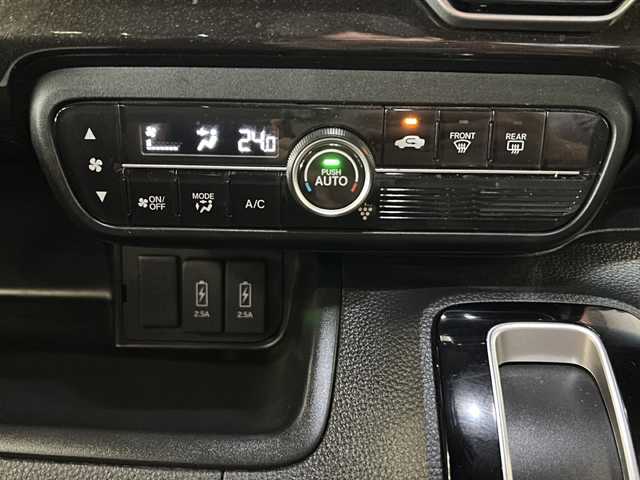 ホンダ Ｎ ＢＯＸ カスタム G L ホンダセンシング 静岡県 2018(平30)年 6.9万km クリスタルブラックパール 社外ナビ/バックカメラ/クルーズコントロール/アイドリングストップ/純正アルミホイール/純正エアロ/横滑り防止/アダプティブ・クルーズ・コントロール（ACC）/・作動車速域：約30km/hから100km/h間/車線維持支援システム（LKAS）/・作動車速：約65km/hから100km/h間/・ステアリング制御/衝突軽減ブレーキ（CMBS）/・歩行者検知機能/・作動車速：約80km/h未満時/・対向車車速：約30km/hから80km/h時/誤発進抑制機能（前進）/・ミリ波レーダー検知：作動車速10km/h未満/歩行者事故低減ステアリング/・作動車速10km/hから40km/h間/路外逸脱抑制機能/・作動車速：約60km/hから100km/h間/先行車発進お知らせ機能/標識認識機能/オートハイビーム/誤発進抑制機能（後進）・ソナー検知：作動車速10km/h未満