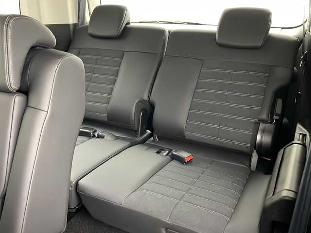 三菱 デリカＤ：５ シャモニー 千葉県 2025(令7)年 0.1千km 黒Ⅱ ・寒冷地仕様/・11インチALPINEナビ&CD&DVD&BT&HDMI&AppleCarplay&AndroidAuto/・12.8インチALPINEフリップダウンモニター/・パワーバックドア/・両側パワースライドドア/・マルチアラウンドモニター/・e-Assist/・衝突被害軽減ブレーキシステム/・車線逸脱警報システム/・レーダークルーズコントロールシステム/・誤発進抑制機能/・後側方車両検知警報システム/・後退時交差車両検知警報システム/・ブラインドスポットモニター/・アイドリングストップ/・横滑り防止装置/・ECOモード/・センターデフロック/・前席シートヒーター/・D席パワーシート/・ハーフレザーシート/・ステアリングヒーター/・ステアリングスイッチ/・革巻きステアリング/・電動パーキングブレーキ/・プッシュスタート/・LEDヘッドライト/・フォグランプ/・オートマチックハイビーム/・オートライト/・スマートキー/・スペアキー