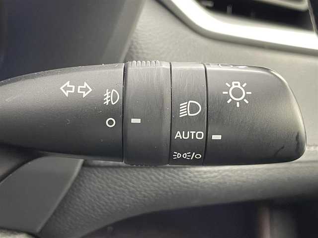 トヨタ ＲＡＶ４ ハイブリットG 茨城県 2021(令3)年 4万km ホワイトパールクリスタルシャイン 純正DA/全方位カメラ/フルセグ/ナビキット/サンルーフ/モデリスタエアロ/AC100V/衝突被害軽減ブレーキ/車線逸脱抑制装置/レーダークルーズコントロール/オートマチックハイビーム/クリアランスソナー/BSM/ETC/ドラレコ/シートヒーター/ステアリングヒーター/純正18インチAW/LEDヘッドライト/スマートキー