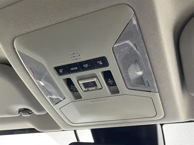トヨタ ＲＡＶ４ ハイブリットG 茨城県 2021(令3)年 4万km ホワイトパールクリスタルシャイン 純正DA/全方位カメラ/フルセグ/ナビキット/サンルーフ/モデリスタエアロ/AC100V/衝突被害軽減ブレーキ/車線逸脱抑制装置/レーダークルーズコントロール/オートマチックハイビーム/クリアランスソナー/BSM/ETC/ドラレコ/シートヒーター/ステアリングヒーター/純正18インチAW/LEDヘッドライト/スマートキー
