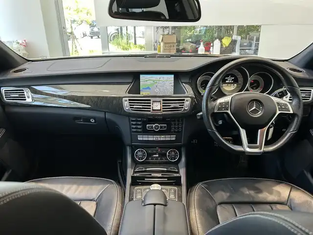メルセデス・ベンツ ＣＬＳ３５０ SB Bエフィシェンシー AMGスポP 大阪府 2012(平24)年 2.7万km 白 純正ナビ/TV/バックカメラ/純正19インチAW/LEDヘッドライト/クルコン/クリアランスソナー/黒革/メモリ付きパワーシート/シートヒーター/電動リアゲート
