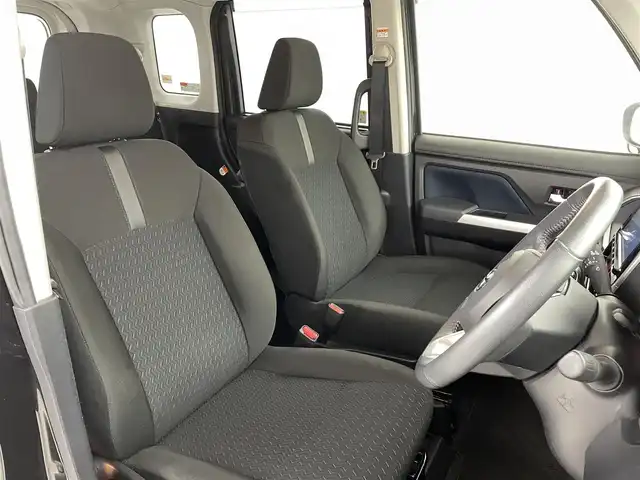トヨタ ルーミー カスタムG－T 福島県 2021(令3)年 3.9万km ブラックマイカメタリック スマートアシスト/・衝突軽減ブレーキ/・車線逸脱警報装置/・スマートパーキングアシスト/・レーンキープコントロール/・レーダークルーズコントロール/・コーナーセンサー/純正ナビ/・型番：NSZT-Y68T/・フルセグTV/Bluetooth/CD/DVD/・バックカメラ/・ETC/・ドライブレコーダー/両側パワースライドドア/電子パーキング/・オートホールド/アイドリングストップ/プッシュスタート/・スマートキー/・スペアキー/LEDヘッドライト/・オートライト/・オートマチックハイビーム/純正フロアマット/ドアバイザー