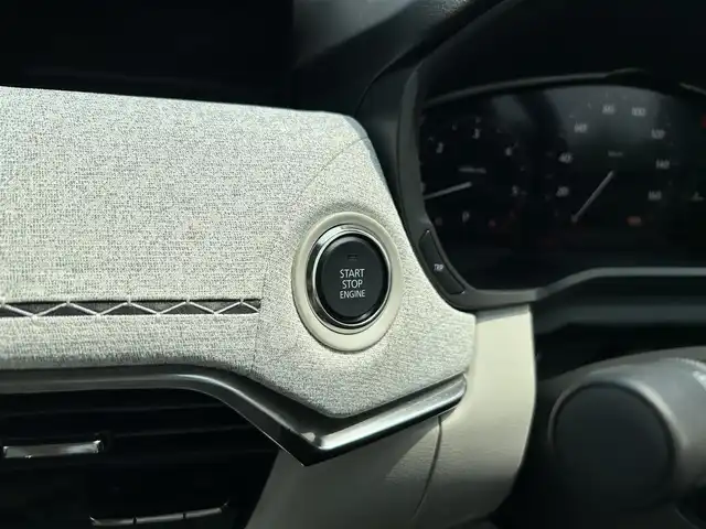 マツダ ＣＸ－６０ 富山県 2022(令4)年 0.7万km ソウルレッドクリスタルM ４WD/サンルーフ/12.3インチマツダコネクトナビ/アラウンドビューモニター/BOSEサウンド/androidauto/AppleCarPlay/Bluetooth/フルセグＴＶ/AC１００V電源/置くだけ充電/HDMi入力/タイプC端子/前席パワーシート/前席エアシート/全席シートヒーター/スマートブレーキサポート/レーダークルーズコントロール/ブラインドスポットモニター/レーンキープアシスト/パワーバックドア/LEDオートライト