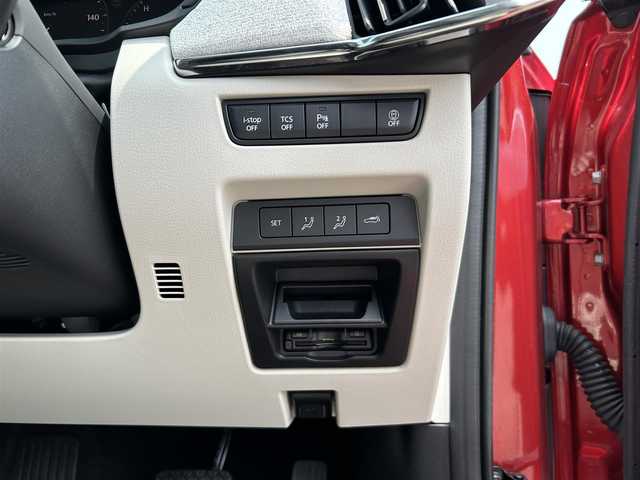 マツダ ＣＸ－６０ 富山県 2022(令4)年 0.7万km ソウルレッドクリスタルM ４WD/サンルーフ/12.3インチマツダコネクトナビ/アラウンドビューモニター/BOSEサウンド/androidauto/AppleCarPlay/Bluetooth/フルセグＴＶ/AC１００V電源/置くだけ充電/HDMi入力/タイプC端子/前席パワーシート/前席エアシート/全席シートヒーター/スマートブレーキサポート/レーダークルーズコントロール/ブラインドスポットモニター/レーンキープアシスト/パワーバックドア/LEDオートライト
