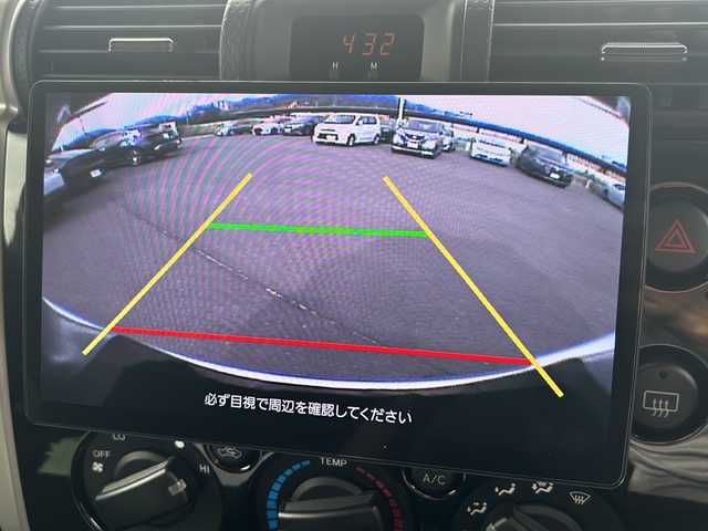 トヨタ ＦＪクルーザー ブラックカラーパッケージ 岡山県 2015(平27)年 4.9万km ブラック/ホワイト 登録時走行距離48656km/社外１０インチナビＣＮ－Ｆ１Ｘ１０ＢＨＤ　/ＣＤ／ＤＶＤ／ＢＤ／ＨＤＭＩ／フルセグＴＶ/バックカメラ　/バックソナー　/パートタイム４ＷＤ　/ＷＯＲＫ製２０インチＡＷ　/社外ヘッドライト　/純正ヘッドライト積載　/前後フォグ　/クルコン　/ETC/取扱説明書/記録簿　/保証書　/スペアキー/リモコンキー
