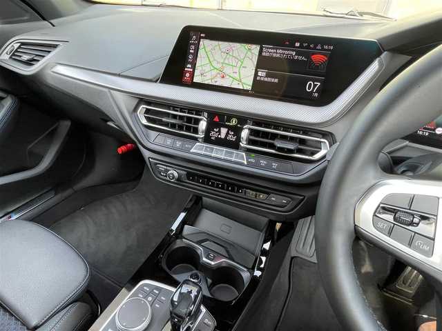 ＢＭＷ １１８ｄ Mスポーツ EDジョイ+ 石川県 2020(令2)年 6.3万km アルピンホワイトⅢ 衝突軽減ブレーキ/純正ナビ/バックカメラ/クリアランスソナー/ＡｐｐｌｅＣａｒＰｌａｙ/コンフォートアクセス/オートマチックテールゲート/純正１８ｉｎｃＡＷ/リモートチャージング/オートライト