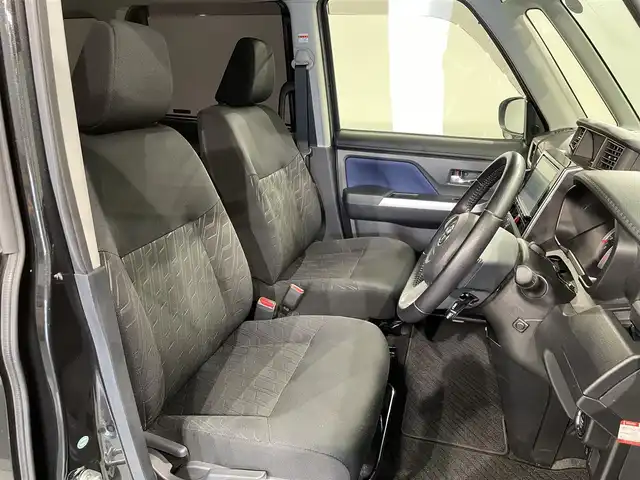 トヨタ タンク カスタムG S 愛知県 2016(平28)年 5.2万km ブラックマイカメタリック 純正９インチナビ　/(FM/AM/CD・DVD再生/フルセグTV/SD/Bluetooth)/スマートアシスト　/　　-衝突軽減ブレーキ　/　　-車線逸脱警報/　　-誤発進抑制機能/　　-先行車発進お知らせ機能/両側パワースライドドア　/シートヒーター　/バックモニター　/前後ドライブレコーダー　/オートクルーズコントロール　/アイドリングストップ　/パーキングセンサー　/ＬＥＤヘッドライト/LEDフォグランプ/プッシュスタート/　　-スマートキー