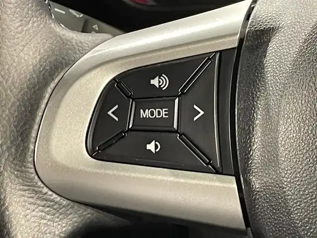 トヨタ タンク カスタムG S 愛知県 2016(平28)年 5.2万km ブラックマイカメタリック 純正９インチナビ　/(FM/AM/CD・DVD再生/フルセグTV/SD/Bluetooth)/スマートアシスト　/　　-衝突軽減ブレーキ　/　　-車線逸脱警報/　　-誤発進抑制機能/　　-先行車発進お知らせ機能/両側パワースライドドア　/シートヒーター　/バックモニター　/前後ドライブレコーダー　/オートクルーズコントロール　/アイドリングストップ　/パーキングセンサー　/ＬＥＤヘッドライト/LEDフォグランプ/プッシュスタート/　　-スマートキー