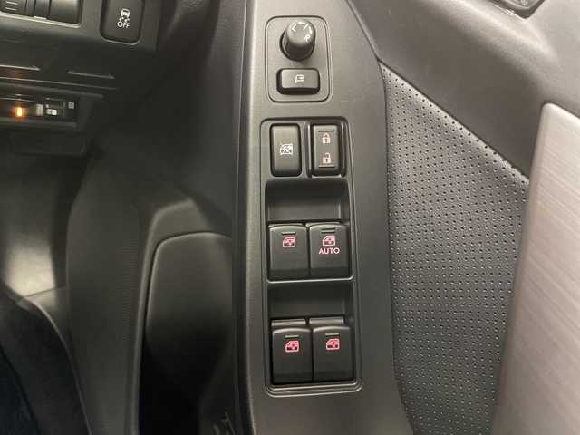 スバル フォレスター 2．0XT アイサイト 道央・札幌 2013(平25)年 5.4万km サテンホワイトパール ・4WD/アイサイト/・前席RECAROシート/・社外HDDナビ/　　（BT/CD/フルセグTV）/・運転席/助手席シートヒーター/・パドルシフト/・オートライト/キセノンヘッドライト/・前後ドライブレコーダー/・ルーフレール/・レーダークルーズコントロール/・ダウンヒルアシスト/・ETC