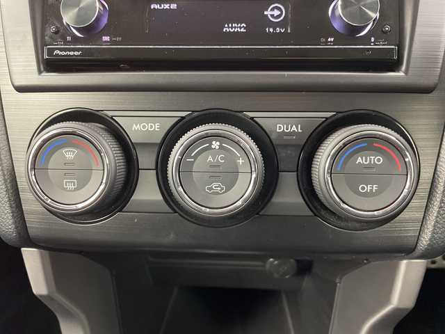 スバル フォレスター 2．0XT アイサイト 道央・札幌 2013(平25)年 5.4万km サテンホワイトパール ・4WD/アイサイト/・前席RECAROシート/・社外HDDナビ/　　（BT/CD/フルセグTV）/・運転席/助手席シートヒーター/・パドルシフト/・オートライト/キセノンヘッドライト/・前後ドライブレコーダー/・ルーフレール/・レーダークルーズコントロール/・ダウンヒルアシスト/・ETC