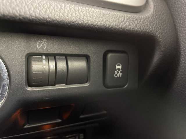 スバル フォレスター 2．0XT アイサイト 道央・札幌 2013(平25)年 5.4万km サテンホワイトパール ・4WD/アイサイト/・前席RECAROシート/・社外HDDナビ/　　（BT/CD/フルセグTV）/・運転席/助手席シートヒーター/・パドルシフト/・オートライト/キセノンヘッドライト/・前後ドライブレコーダー/・ルーフレール/・レーダークルーズコントロール/・ダウンヒルアシスト/・ETC