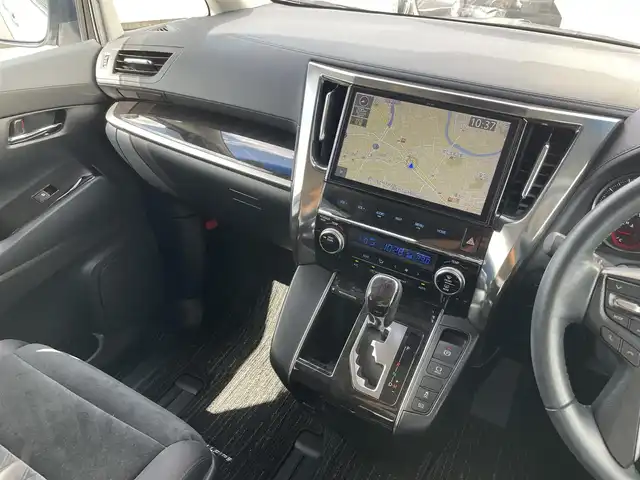 トヨタ ヴェルファイア Z Aエディション 富山県 2018(平30)年 6.6万km ホワイトパールクリスタルシャイン 純正１０インチナビ／/フルセグＴＶ／/Ｂｌｕｅｔｏｏｔｈ／/ＤＶＤ再生／/バックカメラ／/両側パワースライドドア／/ドライブレコーダー／/ビルトインETC//レーダークルーズコントロール／/レーンキープアシスト／/セーフティセンス//オートマチックハイビーム//コーナーセンサー//LEDオートライト//LEDフォグライト//ステアリングスイッチ/