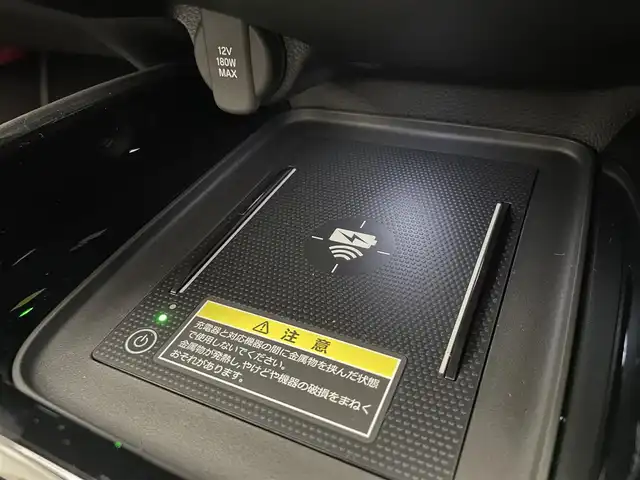 ホンダ ヴェゼル ハイブリッド e:HEV Z 愛知県 2025(令7)年 0.1千km クリスタルブラックパール 登録済未使用車　純正９型ＤＡ　ＢＳＭ　黒ハーフレザー　追従クルコン　フルセグ　ＥＴＣ　パドルシフト　ホンダセンシング　ステアリングヒーター　シートヒーター　衝突軽減　ワイヤレス充電　ＬＥＤライト　禁煙　USB　フォグ　コーナーセンサー　オートハイビーム　プッシュスタート　スマートキー　誤発進抑制　レーンキープ