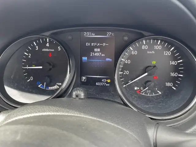 日産 エクストレイル ハイブリッド 20Xi レザーエディション 福岡県 2020(令2)年 6.1万km ガーネットレッド 4WD/プロパイロット/純正ナビ（BLUETOOTH/フルセグ/CD/DVD/AUX)/アラウンドビューモニター/バックカメラ/フロントカメラ/サイドカメラ/パワーバックドア/レーダークルーズコントロール/LEDヘッドライト/オートライト/革シート/全席シートヒーター/DN席パワーシート/純正17インチAW/ルーフレール/オートホールド/ダウンヒルアシストコントロール/横滑り防止装置/レーンキープアシスト/盗難防止装置/衝突軽減システム/コーナーセンサー/スマートキー/ETC/保証書/取扱説明書