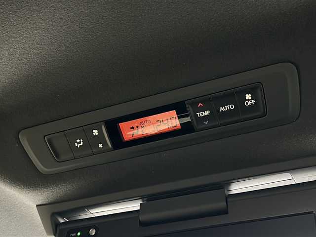 トヨタ ヴォクシー ハイブリッド ZS 煌Ⅲ 三重県 2021(令3)年 5万km ブラック 純正10型ナビ /純正後席モニター /バックカメラ /ビルトインETC /前後ドライブレコーダー/コーナーセンサー /前席シートヒーター /両側パワースライドドア/クルーズコントロール/レーンキープアシスト/衝突軽減ブレーキ/革巻きステアリング/ステアリングスイッチ/USB給電 /ウォークスルー /純正フロアマット/LEDヘッドライト/オートハイビーム /スペアキー /電動格納ミラー/禁煙車