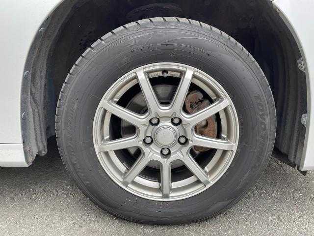 トヨタ アルファードハイブリット X 岩手県 2016(平28)年 11.7万km シルバーM 社外ナビ　Ｂｌｕｅｔｏｏｔｈ／ＣＤ／ＤＶＤ／フルセグＴＶ　/バックカメラ　/レーダークルーズコントロール　/４ＷＤ　/片側パワースライドドア　/前方ドライブレコーダー　/ＥＴＣ　/ＡＶＨ　/二列目オットマン　/エンスタ