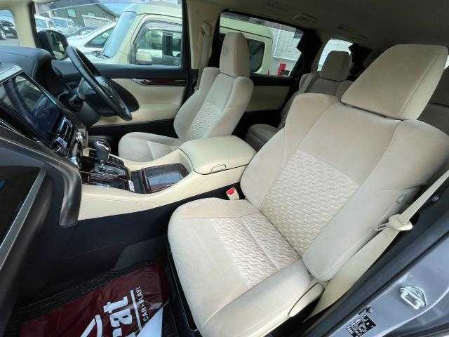 トヨタ アルファードハイブリット X 岩手県 2016(平28)年 11.7万km シルバーM 社外ナビ　Ｂｌｕｅｔｏｏｔｈ／ＣＤ／ＤＶＤ／フルセグＴＶ　/バックカメラ　/レーダークルーズコントロール　/４ＷＤ　/片側パワースライドドア　/前方ドライブレコーダー　/ＥＴＣ　/ＡＶＨ　/二列目オットマン　/エンスタ