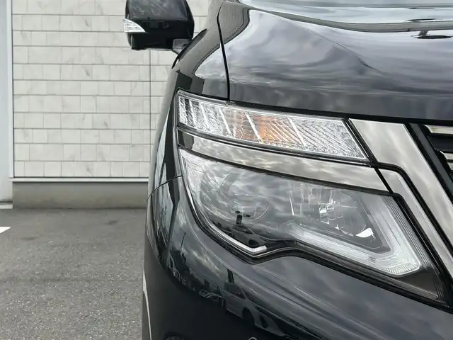 日産 エルグランド 250HWS プレミアム アーバンクロム 福岡県 2022(令4)年 2.7万km 黒 純正10型SDナビ(フルセグTV/CD/DVD/BT)アラウンドビューカメラフリップダウンモニターブラインドスポットコーナーセンサー電動パワスラクルコンドラレコETCデジタルインナーミラーシートヒーターUSB冷蔵庫純正フロアマット純正LED純正アルミホイールプッシュスタートスマートキー