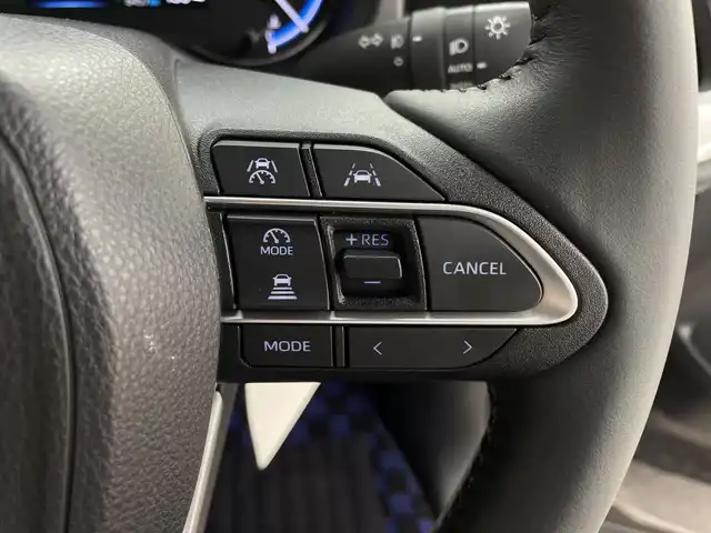 トヨタ ノア ハイブリッド S－Z 鹿児島県 2025(令7)年 0.7万km ホワイトパールクリスタルシャイン ワンオーナー　/トヨタセーフティセンス　/純正１０．５インチディスプレイオーディオ　/バックカメラ　/ビルドインＥＴＣ　/ユニバーサルステップ　/オートホールド　/オートマチックハイビーム　/オートライト/電子パーキング/LEDヘッドライト/LEDフォグライト/プッシュスタートボタン/スマートキー