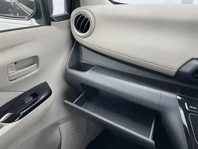日産 デイズ X 千葉県 2023(令5)年 0.2万km アッシュブラウンM ワンオーナー/衝突軽減ブレーキ/全方位カメラ/純正９インチＳＤナビ/フルセグＴＶ/Ｂｌｕｅｔｏｏｔｈ/オートライト/オートハイビーム/コーナーセンサー/ウィンカーミラー