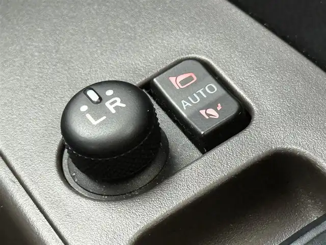 トヨタ ルーミー G 千葉県 2020(令2)年 6.5万km ブラックマイカメタリック 純正SDナビ/フルセグTV/BT/CD/DVD/USB/両側パワースライドドア/バックカメラ/ETC/LEDヘッドライト/オートライト/純正フロアマット/スマートキー/プッシュスタート