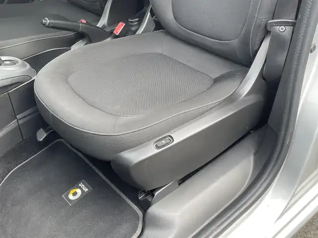 スマート ＭＣＣ スマート フォーフォー パッション 静岡県 2017(平29)年 5.1万km シルバー 軽減ブレーキアラーム/15インチアルミホイール/autoライト/クルーズコントロール/シートヒーター/アイドリングストップ/前後ドライブレコーダー/キーレス/ETC