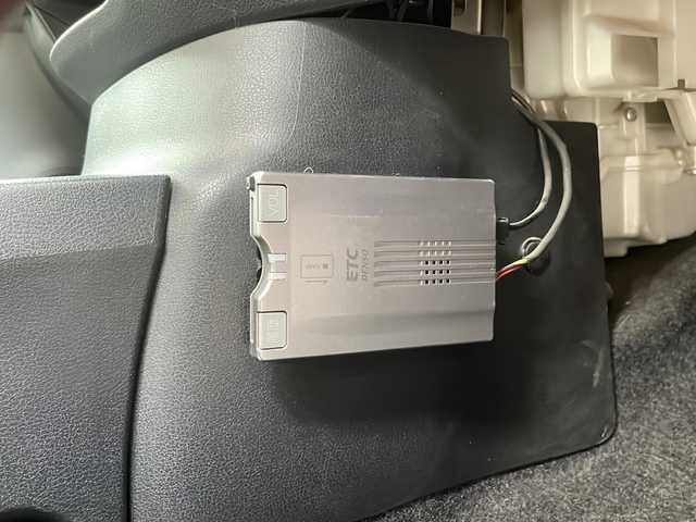 日産 ノート X FOUR 青森県 2018(平30)年 6.5万km ガーネットレッド ・4WD/・衝突軽減ブレーキ/・レーンキープアシスト/・社外ナビ/・バックカメラ/・ドライブレコーダー/・ETC/・プッシュスタート/・スマートキー