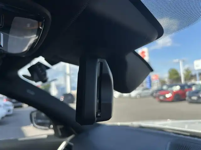 ＢＭＷ ３２０ｄ xDrive ツーリング Mスポーツ 滋賀県 2021(令3)年 2.6万km 白 クルーズコントロール（追従アリ）/BTオーディオ/ナビ/全方位カメラ/USB入力端子/ETC2.0/ドライブレコーダー/茶レザーシート/パワーシート（D/N）/シートヒーター（D/N）/メモリー付パワーシート（D）/LEDヘッドライト/オートライト/パワーテールゲート/純正フロアマット/純正アルミ