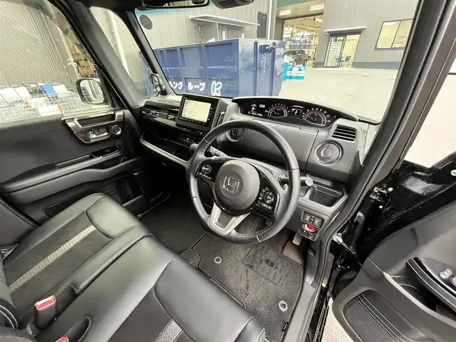 ホンダ Ｎ ＢＯＸ カスタム G L ターボ ホンダセンシング 滋賀県 2020(令2)年 1.7万km クリスタルブラックパール 純正７インチナビ/・BT・CD・DVD・USB・フルセグTV/バックカメラ/ホンダセンシング/両側パワースライドドア/D/Nシートヒーター/ハーフレザーシート/追従クルーズコントロール/純正LEDヘッドライト/オートライト/オートハイビーム/純正15インチAW/スマートキー