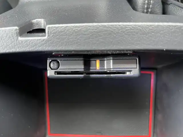 トヨタ ハイラックス Z 鳥取県 2021(令3)年 2.7万km アティチュードブラックマイカ ４WD　ターボ車/社外9型ナビ/フルセグ/DVD/CD/BT/USB/フロント/サイド/バックカメラ/前後ドライブレコ＾ダー・ETC/２インチリフトアップ/フロントバンパーガード/GIギアサイドステップ/SUXONサイドに本出しマフラー/GRハードトノカバー/純正荷台内カバー/TRD　GRマットフラップ/RAYS１７インチアルミホイール/Monstaホワイトレターブロックタイヤ/社外オーバーフェンダー/リヤヒッチメンバー/レザー調シートカバー/社外コンビハンドル・社外シフトノブ/トヨタセーフティセンス/レーダークルーズコントロール/レーンキープアシスト/LEDヘットライト/プッシュエンジンスタート/フロアマット/ドアバイザー/保証書・取扱説明書