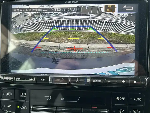 トヨタ プリウス A 群馬県 2019(平31)年 7万km 黒 社外エアロ/アルパイン製ナビ/　(AM/FM/BT/CD/DVD/TV/SD/HDMI)/バックカメラ/トヨタセーフティーセンス/プリクラッシュセーフティー/レーンディパーチャーアラート/クリアランスソナー/パーキングサポートブレーキ/インテリジェントパーキングアシストシステム/レーダークルーズコントロール/ブラインドスポットモニター/ヘッドアップディスプレイ/ふらつき検知機能/ETC/社外ダウンサス/純正フロアマット/純正ドアバイザー/AUTOライト/AUTOハイビーム/D側パワーシート