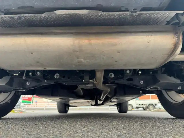 トヨタ ＲＡＶ４ G 滋賀県 2023(令5)年 6.5万km プラチナホワイトパールマイカ ワンオーナー/4WD/純正9インチディスプレイオーディオ /　T-Connectナビ フルセグ Bluetooth appleCarPlay/パノラミックビューモニター/デジタルインナーミラー/TZドライブレコーダー前後/パワーバックドア/ナビ連動ビルトインETC2.0/パーキングサポートブレーキ/ブラインドスポットモニター/レザーシート（ブラック）/Toyota Safety Sense/プリクラッシュセーフティ/レーントレーシングアシスト/レーダークルーズコントロール /オートマチックハイビーム/先行車発進告知機能/ステアリングヒーター/ナノイーX/ヒルスタートアシストコントロール/純正フロアマット/純正ドアバイザー/純正18インチアルミ/スマートキー×2/プッシュスタート/取扱説明書/保証書/