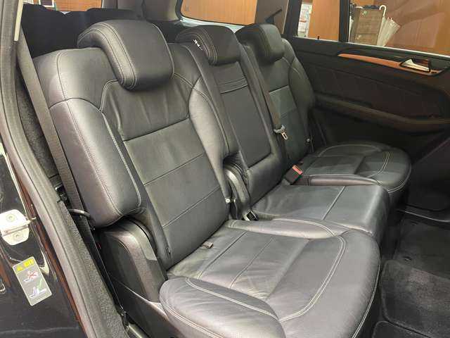 メルセデス・ベンツ ＧＬ３５０ ブルーテック 4MATIC レザー エクスクルーシブ 千葉県 2015(平27)年 7.1万km オブシディアンブラック パノラマＳＲ　/黒革シート　/ＡＣＣ　/ナビ　/ＴＶ　/３６０°Ｂｌｕｅｔｏｏｔｈ接続　/シートヒーター　/電動リアゲート　/ＨＩＤライト　/アクティブパーキング　/衝突軽減Ｂ　/ＢＳＭ　/ＬＫＡ　/ＥＴＣ　/ドラレコ　/ＥＴＣ