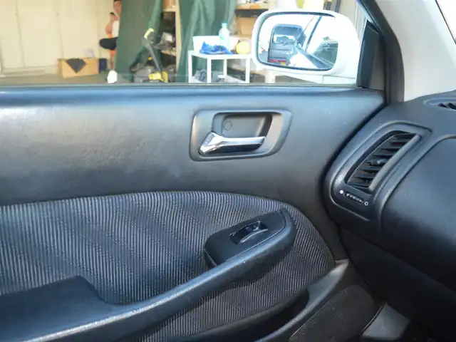 ホンダ トルネオ SiR 栃木県 2001(平13)年 5.2万km タフタホワイト 安全装備/[EPS]/純正オーディオ/[AM/FM/CD]/キセノンヘッドライト/フォグランプ/電動格納ミラー/純正マット/革巻きステアリング/保証書