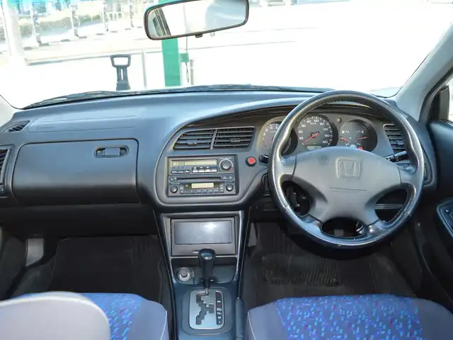 ホンダ トルネオ SiR 栃木県 2001(平13)年 5.2万km タフタホワイト 安全装備/[EPS]/純正オーディオ/[AM/FM/CD]/キセノンヘッドライト/フォグランプ/電動格納ミラー/純正マット/革巻きステアリング/保証書