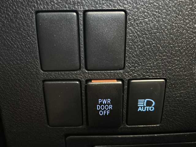 トヨタ アルファード X 栃木県 2020(令2)年 7.2万km ホワイトパールクリスタルシャイン 純正SDナビ/・Bluetooth CD DVD/・TV フルセグ/・バックカメラ/フリップダウンモニター/追従式クルーズコントロール/電動サイドブレーキ/オートブレーキホールド/両側パワースライドドア/ETC2.0/衝突被害軽減システム/コーナーセンサー/レーンキープアシスト/オートライト/オートマチックハイビーム