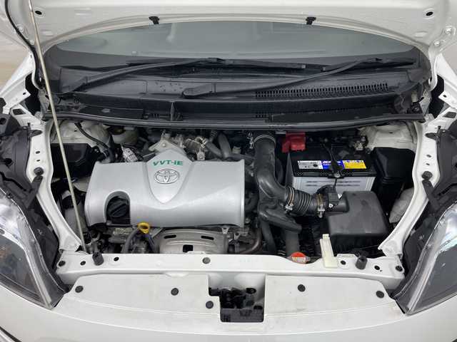 トヨタ スペイド F クイーン 道央・札幌 2016(平28)年 4.7万km ホワイトパールクリスタルシャイン ・純正ナビ/・BT&CD&SD&フルセグTV/・バックカメラ/・片側パワースライドドア/・アイドリングストップ/・ETC/・スマートキー/・プッシュスタート/・積込サマータイヤ