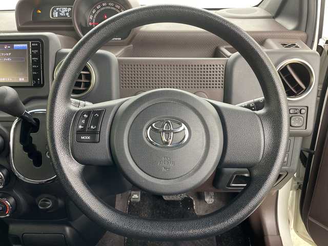 トヨタ スペイド F クイーン 道央・札幌 2016(平28)年 4.7万km ホワイトパールクリスタルシャイン ・純正ナビ/・BT&CD&SD&フルセグTV/・バックカメラ/・片側パワースライドドア/・アイドリングストップ/・ETC/・スマートキー/・プッシュスタート/・積込サマータイヤ