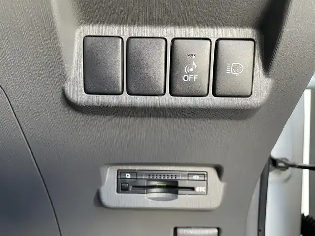 トヨタ プリウス α G ツーリングセレクション 福島県 2013(平25)年 8.9万km ホワイトパールクリスタルシャイン 純正ナビ/フルセグＴＶ/ＣＤ／ＤＶＤ/ＦＭ・ＡＭ/Ｂｌｕｅｔｏｏｔｈ/ＥＴＣ/ＡＳＳＵＲＡレーダー探知機/ドラレコ/クルーズコントロール/純正フロアマット/ドアバイザー/夏タイヤ積込