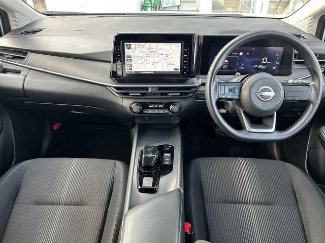 日産 ノート X 富山県 2021(令3)年 1.6万km ピュアホワイトパール ワンオーナー　/プロパイロット　/純正メモリナビゲーション/型式：MJ120D-L/【CD/SD/BT/フルセグTV】/バックカメラ/ビルトインＥＴＣ　/社外ドライブレコーダー前後/純正ＬＥＤヘッドライト　/フォグランプ/アダプティブヘッドライト/オートハイビーム/横滑り防止装置/コーナーセンサー　/オートブレーキホールド/エンジンスタートボタン/スマートキー/純正フロアマット