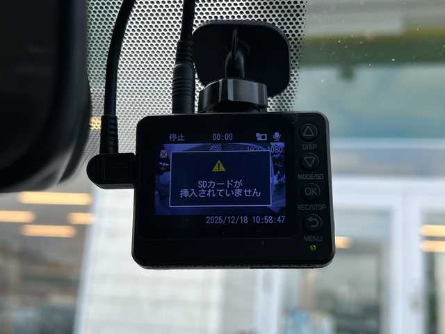 日産 ノート X 富山県 2021(令3)年 1.6万km ピュアホワイトパール ワンオーナー　/プロパイロット　/純正メモリナビゲーション/型式：MJ120D-L/【CD/SD/BT/フルセグTV】/バックカメラ/ビルトインＥＴＣ　/社外ドライブレコーダー前後/純正ＬＥＤヘッドライト　/フォグランプ/アダプティブヘッドライト/オートハイビーム/横滑り防止装置/コーナーセンサー　/オートブレーキホールド/エンジンスタートボタン/スマートキー/純正フロアマット