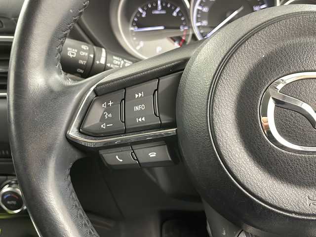 マツダ ＣＸ－５ XD Lパッケージ 道央・札幌 2017(平29)年 5.7万km ソウルレッドクリスタルM ・４WD/・衝突軽減ブレーキ/・ディーゼルターボ/・マツダコネクトナビ/　CD＆DVD＆BT＆フルセグTV/・バックカメラ/・パワーシート/・パワーバックドア/・コーナーセンサー/・レーンキープアシスト/・レーダークルーズコントロール/・ブラインドスポットモニター/・ヘッドアップディスプレイ/・純正ドライブレコーダー（前方）/・プッシュスタート/・スマートキー/・MT付きAT/・オートエアコン/・オートライト/・レインセンサーワイパー/・オートリトラミラー/・シートヒーター/・ステアリングヒーター/・ビルトインETC/・サイドカメラ/・純正フロアマット/・ドアバイザー/・フォグライト/・ウィンカーミラー/・スペアキー×１