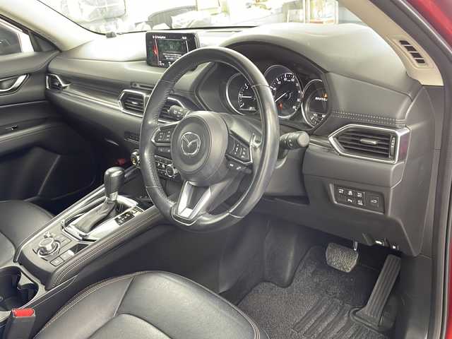 マツダ ＣＸ－５ XD Lパッケージ 道央・札幌 2017(平29)年 5.7万km ソウルレッドクリスタルM ・４WD/・衝突軽減ブレーキ/・ディーゼルターボ/・マツダコネクトナビ/　CD＆DVD＆BT＆フルセグTV/・バックカメラ/・パワーシート/・パワーバックドア/・コーナーセンサー/・レーンキープアシスト/・レーダークルーズコントロール/・ブラインドスポットモニター/・ヘッドアップディスプレイ/・純正ドライブレコーダー（前方）/・プッシュスタート/・スマートキー/・MT付きAT/・オートエアコン/・オートライト/・レインセンサーワイパー/・オートリトラミラー/・シートヒーター/・ステアリングヒーター/・ビルトインETC/・サイドカメラ/・純正フロアマット/・ドアバイザー/・フォグライト/・ウィンカーミラー/・スペアキー×１