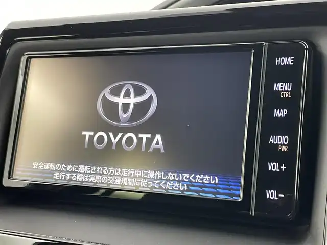 トヨタ ヴォクシー ZS 煌Ⅲ 埼玉県 2021(令3)年 4.4万km ブラック ＴＲＤエアロ　純正ナビ　フルセグ　ＴＶキャンセラー　両側パワースライド　ＬＥＤヘッド　ＬＥＤフォグ　クルーズコントロール　ビルトインＥＴＣ　純正フロアマット　ドアバイザー　リアオートエアコン