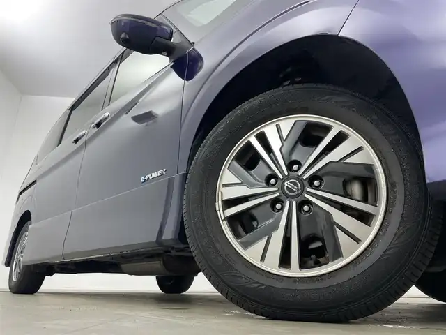 日産 セレナ e－パワー ハイウェイスター V 岡山県 2021(令3)年 2.9万km アズライトブルー 純正１０インチナビ　１１インチフリップダウンモニター　プロパイロット　衝突軽減ブレーキシステム　両側電動スライドドア　アラウンドビューモニター　ビルトインＥＴＣ　ＬＥＤヘッドライト　ドライブレコーダー