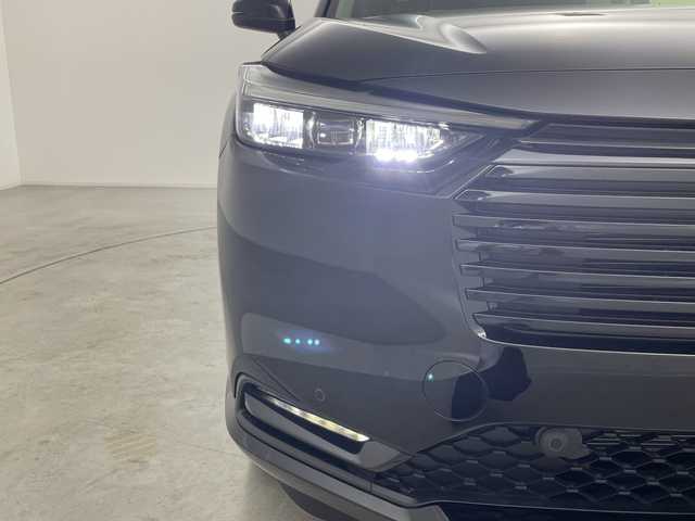 ホンダ ヴェゼル ハイブリッド e:HEV Z 群馬県 2025(令7)年 0.1万km未満 クリスタルブラックパール 登録済未使用車　純正９型ナビ　バックカメラ　ワイヤレス充電器　ＢＳＭ　ハーフレザーシート　シートヒーター　ステアリングヒーター　電動リアゲート　ビルトインＥＴＣ２．０　電動サイドブレーキ　禁煙