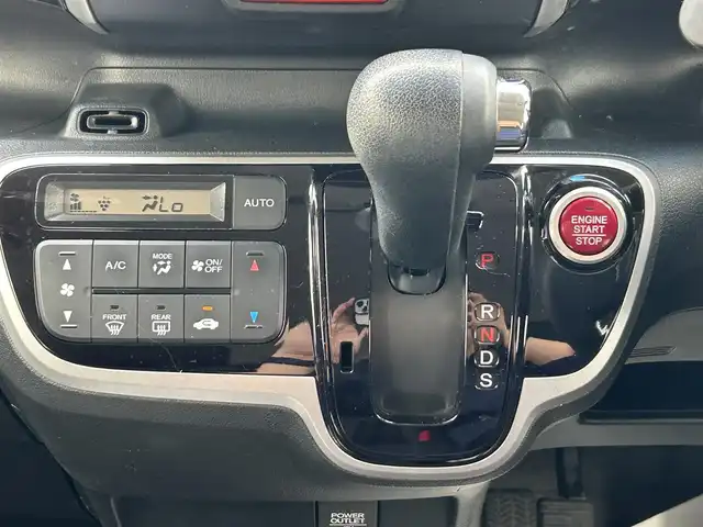 ホンダ Ｎ ＢＯＸ カスタム ターボ SSパッケージ 三重県 2014(平26)年 9.5万km プレミアムゴールドパープルパール (株)IDOMが運営する【じしゃロン四日市店】の自社ローン専用車両になります。こちらは現金またはオートローンご利用時の価格です。自社ローンご希望の方は別途その旨お申付け下さい/Gathers製純正ナビ(VXM-155VSi)/ワンセグTV/(CD/DVD/BT/SD)/ETC/バックカメラ/両側パワースライドドア/HIDヘッドライト/フォグランプ/オートライト/シティブレーキアクティブシステム/純正15インチアルミホイール/純正フロアマット/ドアバイザー/スマートキー/スペアキー1本